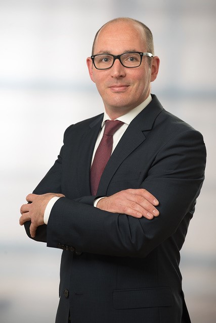 Soeren Eckhoff ist Anwalt für Insolvenzrecht in Bremen und Berlin. Seine Themen: Geschäftsführerhaftung, Sanierungsberatung, Insolvenzantrag